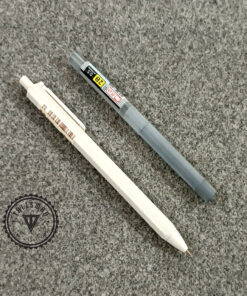 M&G AMP83003 0.5mm Mechanical Pencil with 20 Pcs 0.5mm 2B Mechanical Pencil Leads (White) - 01 Pc